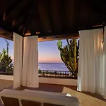 Secrets Lanzarote & - Adults Only Hotel Puerto Calero